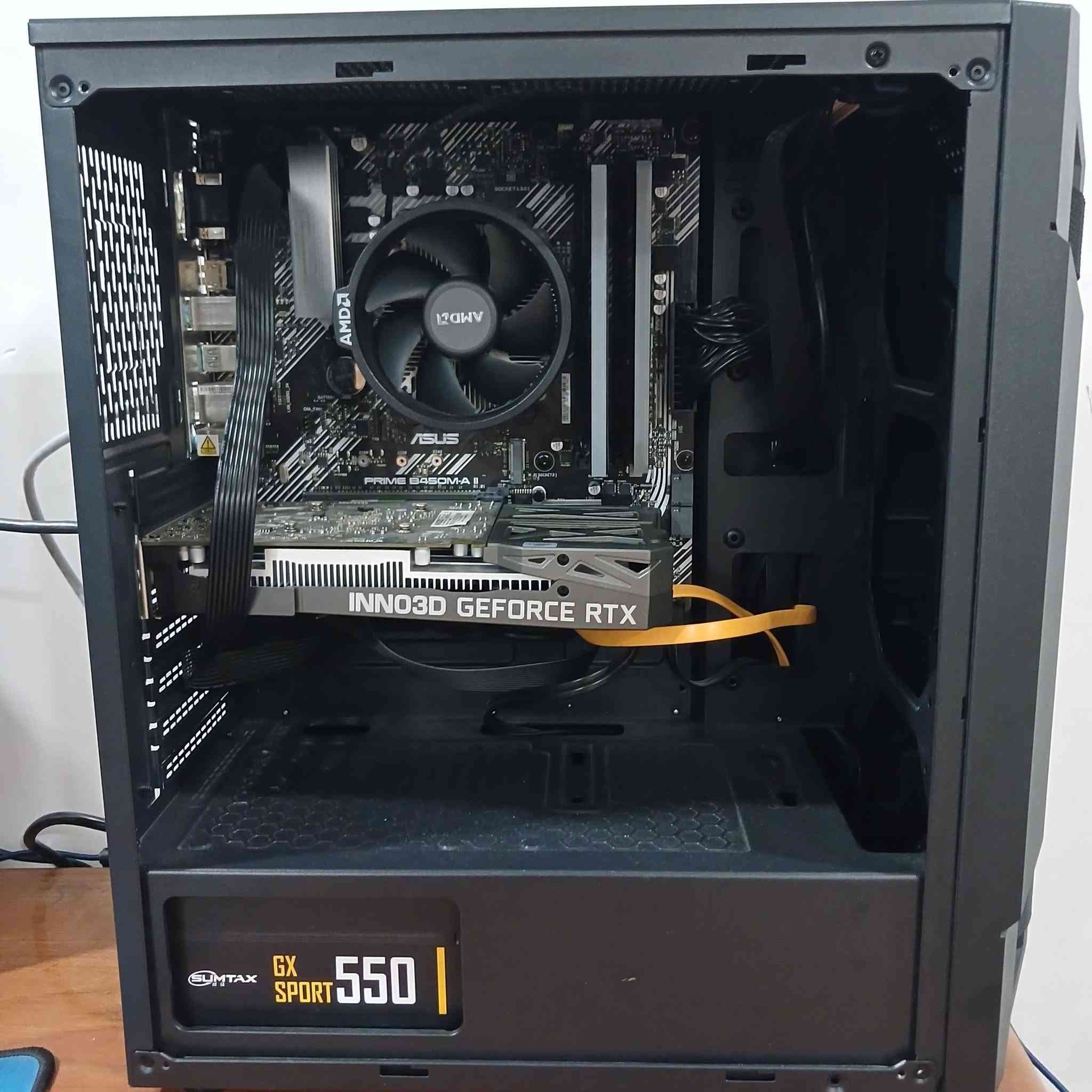 رايزن 5 5500 • RTX 3050 6GB • شاشة 24 بوصة 180Hz