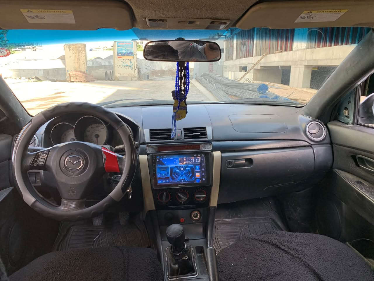 سەرەتا بەناوی خوایگەورە مازدای 3 بۆفرۆشتن مۆدێلی 2007کامل بۆیاخەلەسەر ساغی سەنەویتا 2031تازەیە تەحویلو خرامەو موسوبڕاوەو مەکینەو گێڕ بەشەرت داعمولێدراوی نییە گێڕ عادیە شاشە ئایپادە سەیارەکە زۆر جوانە ئاڵو گۆڕیش ئەکەین بەس بە مەلیکە نرخ ( 47$ ) مەعامەلە ژمارەی تەلەفون (***********) ڤایبەرو وەتسئەپی لەسەرە تکایە گەرموشتەرینی سەرمان مەهێشێنە
