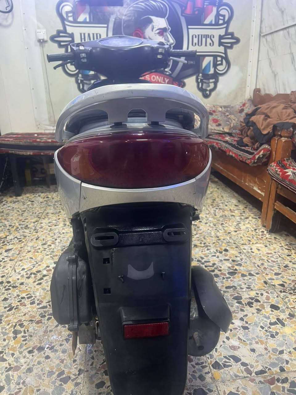 للبيع بريز كابريتر نكره سلف مكينه ناعمه كفرات اصليه ختم واحد كهربايات كلها شغاله نضافه شوفت عينك السعر _٦٥٠وبيها مجال عنوان الاعظميه شراي يتصل ***********

