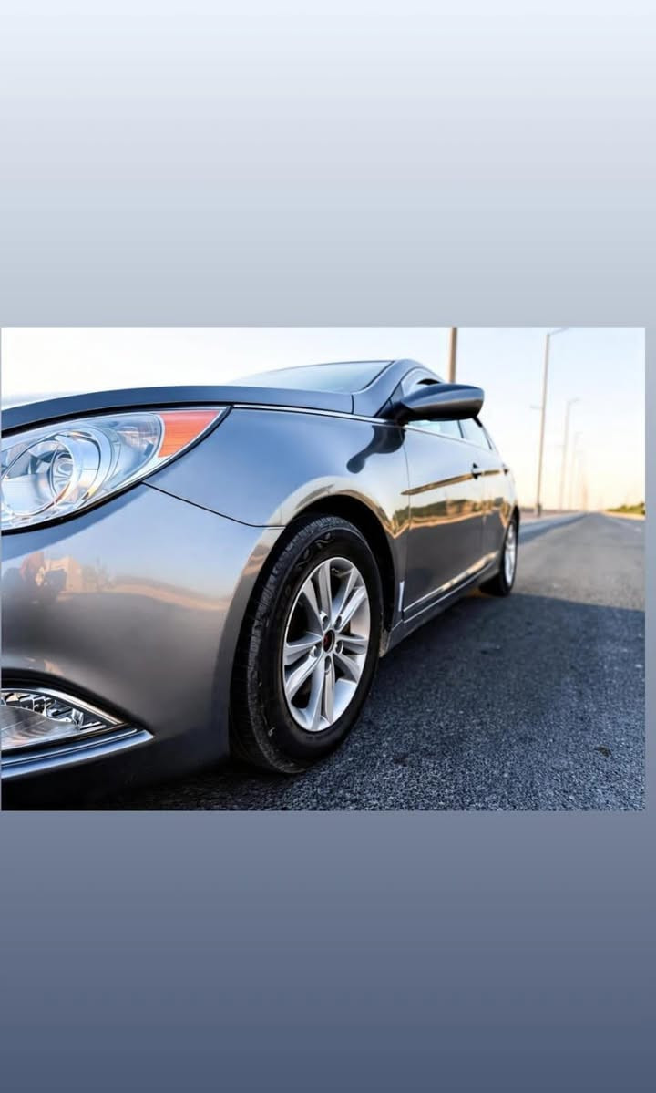 للبيع 🚗✨
​نوع السيارة: هيونداي سوناتا
الموديل: (  /2013 / )
اللـون: رمادي (رصاصي) مميز

المواصفات:
​محرك قوي واقتصادية في الوقود.
​تبريد مركزي وشاشة معلومات.
​التكييف والصيف والشتاء بحالة ممتازة.
​الداخل نظيف ومتناسق.

الموقع/الانبار -الرمادي

 سعر  تصال ع رقم  /***********
***********

العداد/86000
المحرك/2400مرغوب
الصبغ/قطعه واحدة
