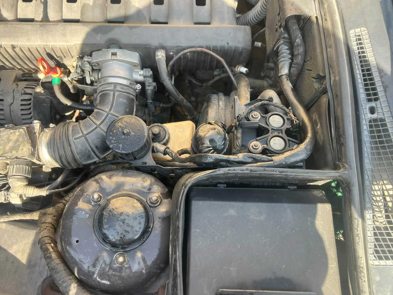 سلام عليكم
بيم520
كير عادي 
تبريد ثلاج  
سياره  جاهزه ترايك من زاخو للبصره
 
للبيع مستعجل ٥٣
***********
