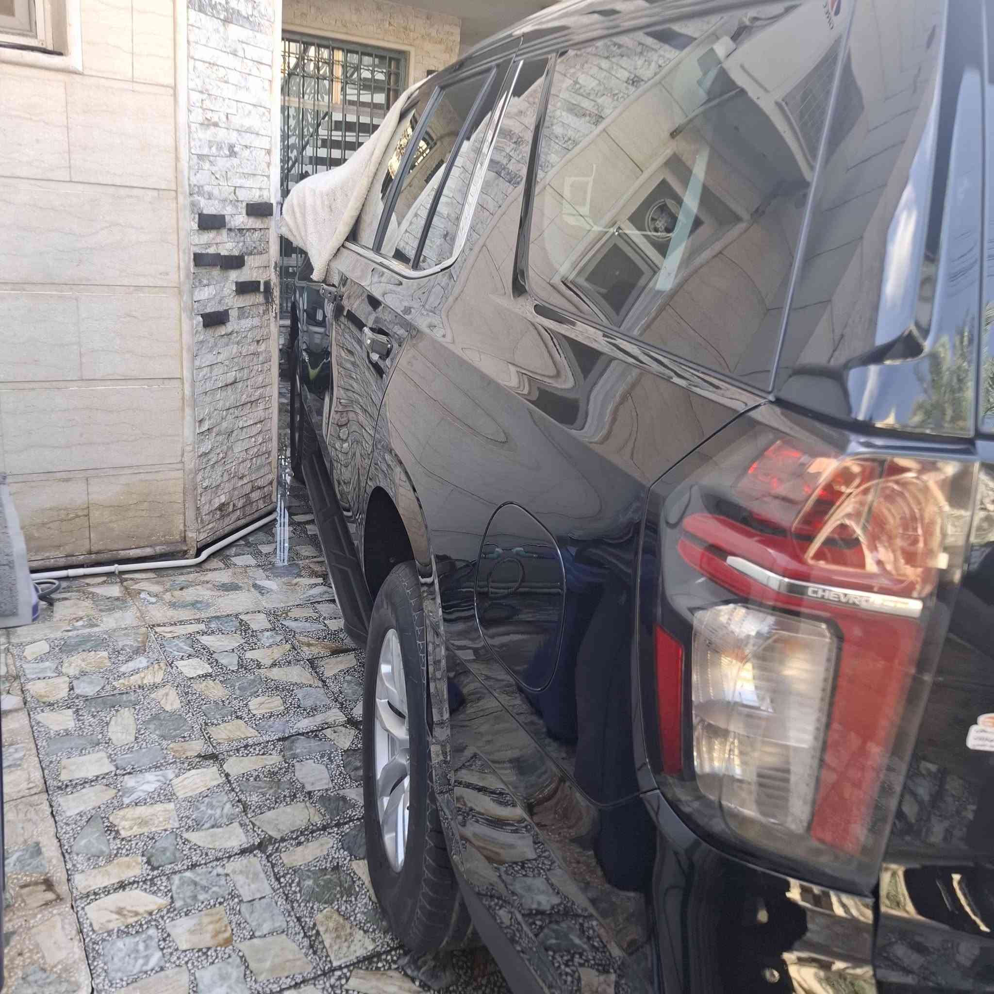 السلام عليكم تاهو خليجي وكاله موديل ٢٠٢١ ls بيه بي دي ار بالجاملغ الخلفي عكس السايق بالكنر الداير وتكحيل كارت بالباب ماشيه ٧٤ ألف كم جاهزه من كل شي السعر ٣٩٠ ورقه ومغلفه ppf بيع او مراوس مع موديل أحدث مع الفرق بغداد زيونه موبايل ***********
