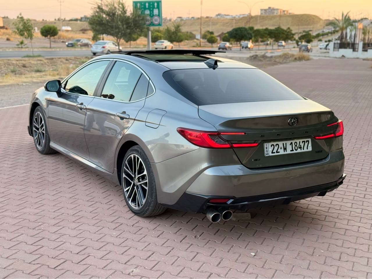 السلام عليكم 
تويوتا كامرى  : 2025 هايبرد 🌿
السعر : 230$ ومجال 
حجم المحرك : 2.5 هايبرد 
ملاحظة السيارة : قطعتين صبغ و واحد باب كلير امريكى بدون فتع فقط كلير 

كافه الرباگات سليمه 100%

المواصفات : XSE اعلى فئه 
فتحة سقف پنوراما 
بصمة ابواب
بصمة تشغيل
تشغيل عن بعد ,𝐑𝐄𝐌𝐎𝐓𝐄 𝐒𝐓𝐀𝐑𝐓
سيتم سماعات ,𝐁𝐀𝐍𝐆&𝐎𝐋𝐔𝐅𝐒𝐄𝐍
شاشة دشبول ديجيتال
شاحن هاتف لاسلكي 
كاميرة خلفي
شفتات كير استيرن 
هاند بريك بصمة
اوتو بارك  ،𝐀𝐔𝐓𝐎 𝐏𝐀𝐑𝐊
اوتو هولد ،𝐀𝐔𝐓𝐎 𝐇𝐎𝐋𝐃
اوتو ستارات،𝐀𝐔𝐓𝐎 𝐒𝐓𝐀𝐑𝐃
اوتو ستوب ,𝐀𝐔𝐓𝐎 𝐒𝐓𝐎𝐏
رادار امامي (تحديد مسار)
رادار جانبي  (نقاط عمياء)
رادار خلفي (التحذير من الاصطدام)
حساسات °360
حساسات امامي 
حساسات جانبي
حساسات خلفي
نظام ,𝐄𝐂𝐎
نظام ,𝐍𝐎𝐑𝐌𝐀𝐋
نظام ,𝐒𝐏𝐎𝐑𝐓
نظام ,𝐓𝐎𝐖/𝐇𝐀𝐔𝐋
نظام ,𝐒𝐋𝐈𝐏𝐏𝐄𝐑𝐘
داخل ليد 𝐋𝐄𝐃
تحكم استيرن
استيرن كهربائي 
استيرن خزن+ميموري
استيرن تدفئة
كشنات ملكي 
كشنات جلد
كشنات كهربائي 
كشنات خزن+ميموري
كشنات تبريد
كشنات دفئة 
لايتات ليد وعدسة زينون بيلادي
بلوجكترات 𝐋𝐄𝐃 بيلادي
بكلايتات 𝐋𝐄𝐃 بيلادي
ويل كروم سبورت

تفاصيل اكثر الاتصال على ارقام التالية
𝐖𝐡𝐚𝐭𝐬𝐀𝐩𝐩-𝐕𝐢𝐛𝐢𝐫
📞*********** أقل اكر, نينوى
