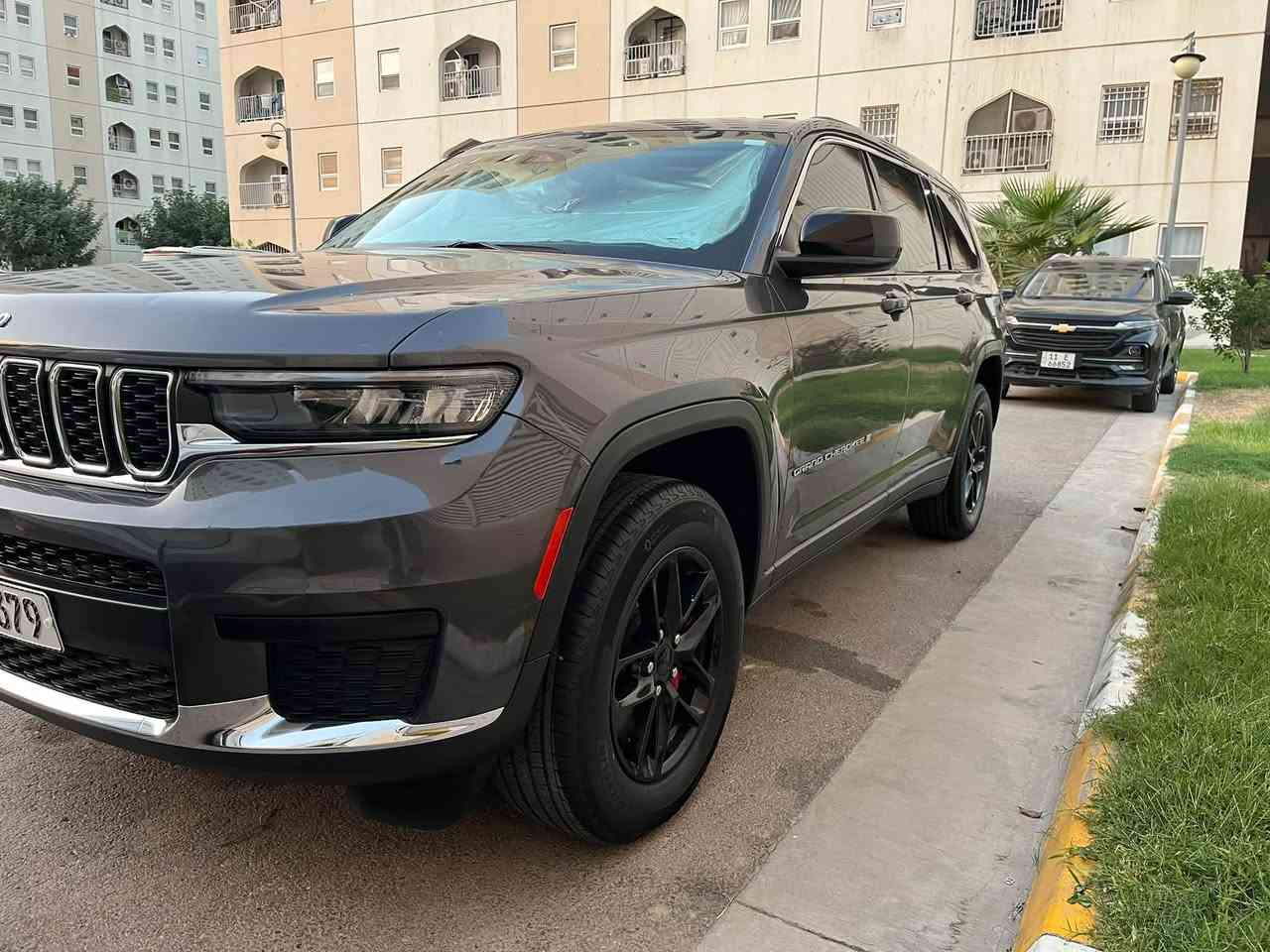 السلام عليكم 
جيب گراند شيروكي 
3600
4weel
وارد أمريكي 
ماشيه ٧٥ألف كيلو متر 
بدون أيرباك أستخدام نظيف
٧راكب
السياره مبيها أي نقص 
كلشي بلادي بيها 
غير الصبغ مال الحادث
السياره ممفتوح بيها كلشي
***********
للبيع أو المرواوس
موديل ٢٣
بيها الچاملغ اليمين الخلفي والباب مبدل 
وصبغ جوه يده الباب مال السايق
