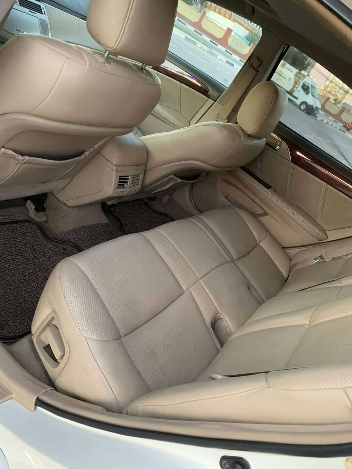 � للبيع — تويوتا أفالون | Toyota Avalon
📅 الموديل: 2009
📍 مكان السيارة: كربلاء المقدسة

🛡️ مكينة وگير وتبريد كفالة
❄️ قطعتين تبريد
🎨 الجاملغ مصبوغ

✨ السيارة نظيفة كلش 
✨ جاهزة من كل شي 
✨ رقم بغداد 

💰 السعر: 108 ورقة

📞 للاتصال والاستفسار:
***********
***********
