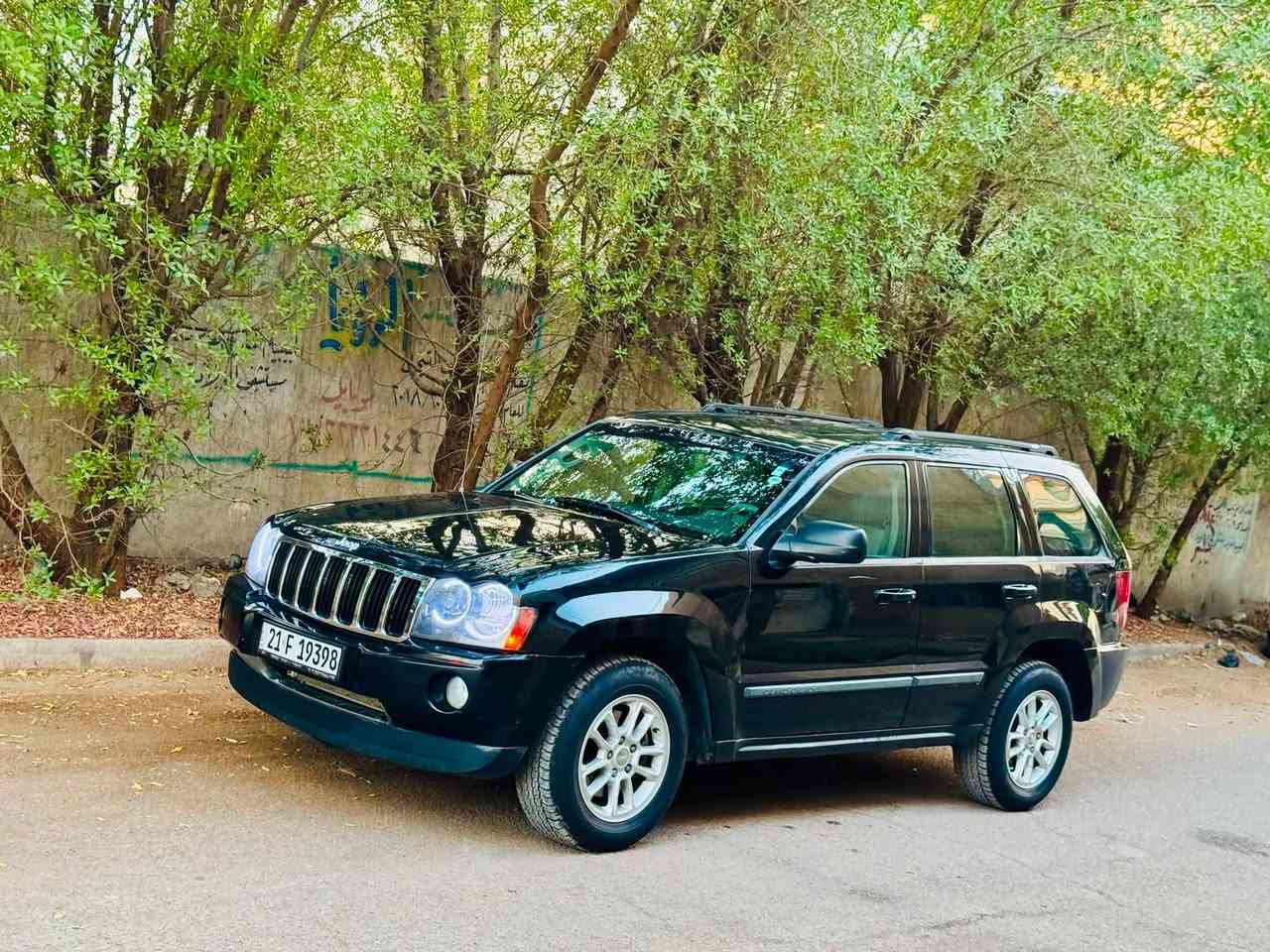 سلام عليكم ؟ بلاش بيع مستعجل
جيب لاريدو 2007 ب اسمي 

السعر : 78$ وبيه مجااال 

اتصال : *********** 

 و فور ويل
محرك V6 3.7L سته سلندر مرغوب كيرو محرك بشرط مامفتوح
بدون صوت و بدون صرف و بدون خلل بشرط فحص 

سياره نضافته 100%

سياره البجم بدون شاصي بدون لغد بدون ايرباك فقط كلير جاملغات خلفيه 

مواصفات فول 1/1 
( فتحة - فور ويل ( دفع رباعي ) - داخل كريمي - كشن كهربا -
شاشة - كاميرا - تبريد مركزي - تحديد سورعة - بلاجكتور -
لايت زينون - مراي كهربا - بعد )
اربع تاير و ويل بيلادي بدون نقص و بدون مصرف بسمي السنويه  سنويه و رقم و هزة كلها جديد
سياره مابيها دينار مصرف كامل من كل نواحي

بغداد
