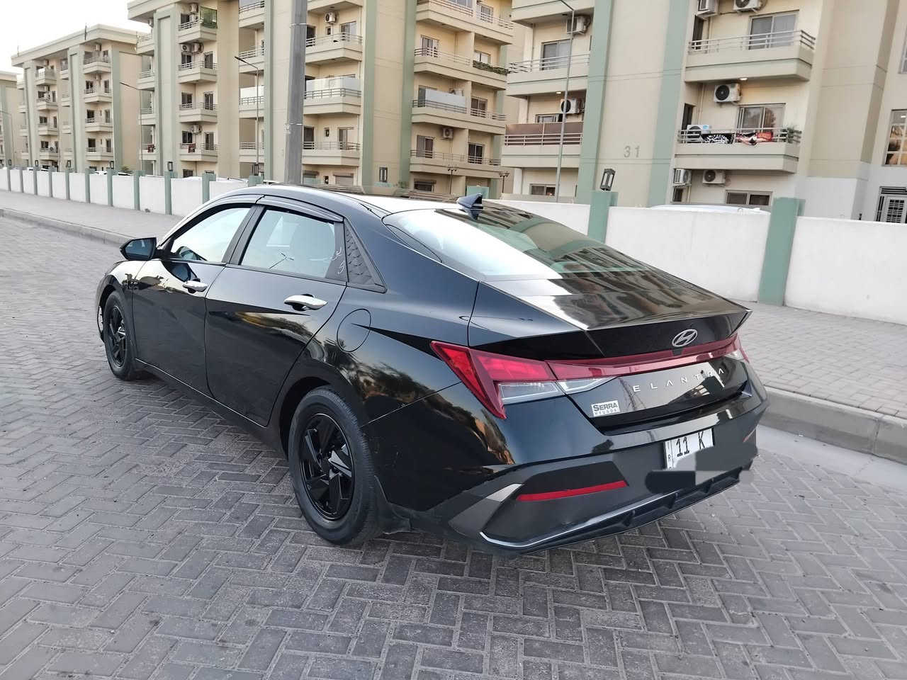 السلام عليكم للبيع النتره موديل 24 بانزين أصلي حادثها ربع بني وجاملغ يمنه بدون دواخل لغد شاصي حوض تكم قماره مكفول محرك 2000 دوش ماشيه 27 حقيقي محرك كير تبريد تدفئة صدر أمامي اوخلفي جديد تخم تاير رقم بغداد انكليزي جديد بسمي تحويل ثاني يوم السياره خير من الله رادرات مري حساسات خلفيه تحديد مسار بصمه تشغيل السعر 130 للإستفسار ***********
