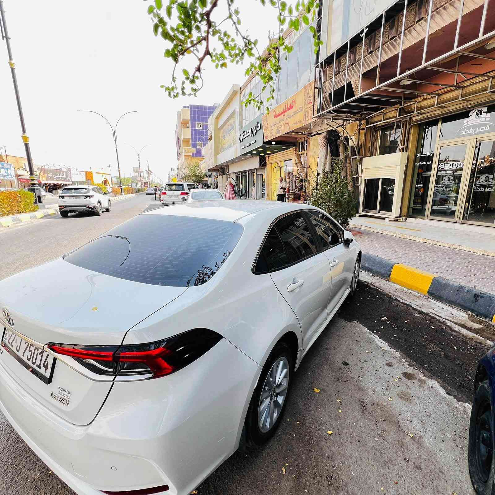 🚗 تويوتا كورولا 2022 – وكالة ساز (جديدة) 🚗
المواصفات والوضع العام:  
 الموديل: 2022  
 الوكالة: شركة ساز (خليجي)  
 المسافة المقطوعة: 90 كم فقط (بحكم الزيرو / جديدة تماماً)  
 البودي: كلين بدون صبغ، بدون حادث أو دعمات  
 الملاحظات: يوجد رصعات خفيفة جداً فقط  
💵 السعر المطلوب: 170 ورقة ($17,000) وبيه مجال للمشتري الجاد
📍 المكان / للتواصل:
[أدخل المحافظة أو المدينة]
📱 رقم الهاتف***********
