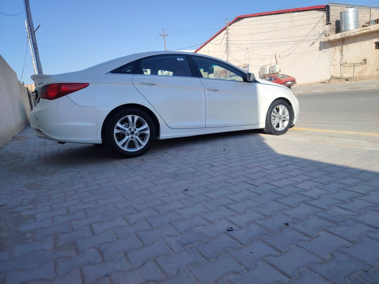 للبيع سوناتا 2010
محرك 2400 دووش 
تحكمات ستيرن
بانوراما
كشن كهرب
تخم تاير جديد
باتري جديد
السونار مرفق وياه الصور
المكان تكريت
السعر 100
***********
