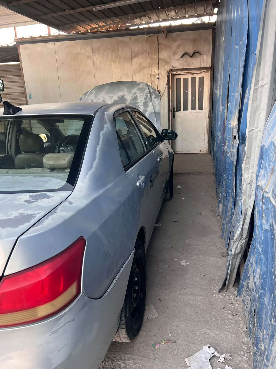السلام عليكم BYD G3 السياره بلاديه على وضع الشركه بيها جراد واضح بل صور كير مكينه بلادي كير عادي السياره وخير من الله بيها ملاحضات بسيطه مكان السياره بغداد باسمي السعر المطلوب 58 ورقه 
تواصل ***********

