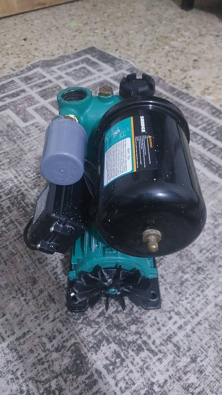 ماطور نازل انجيو نضيف
ماطور صاعد شمجي نص حصان بوستر ستخدام بصيط وعلى فحص 
***********
