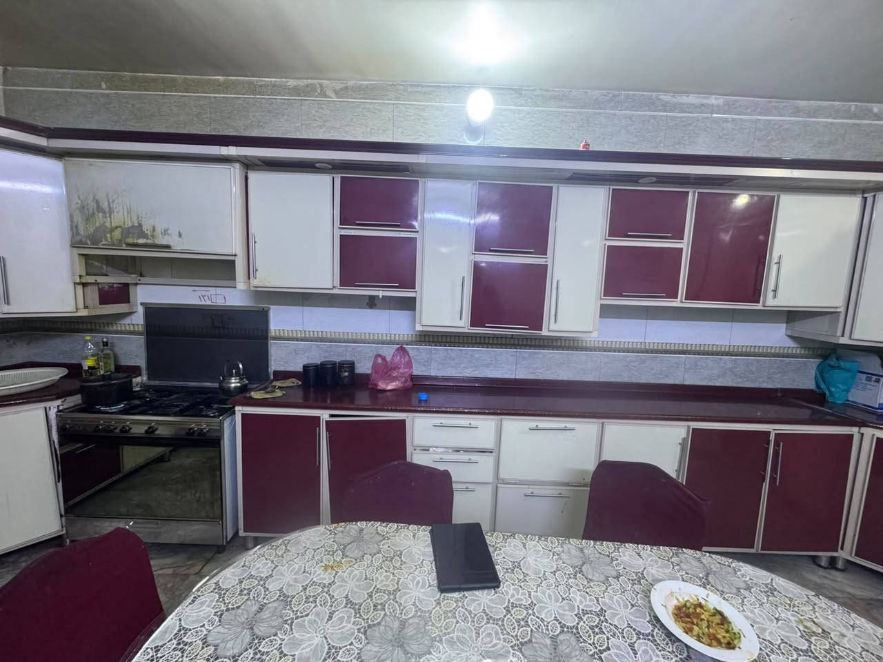 مطبخ كامل سعره 750هذه رقمي ***********
