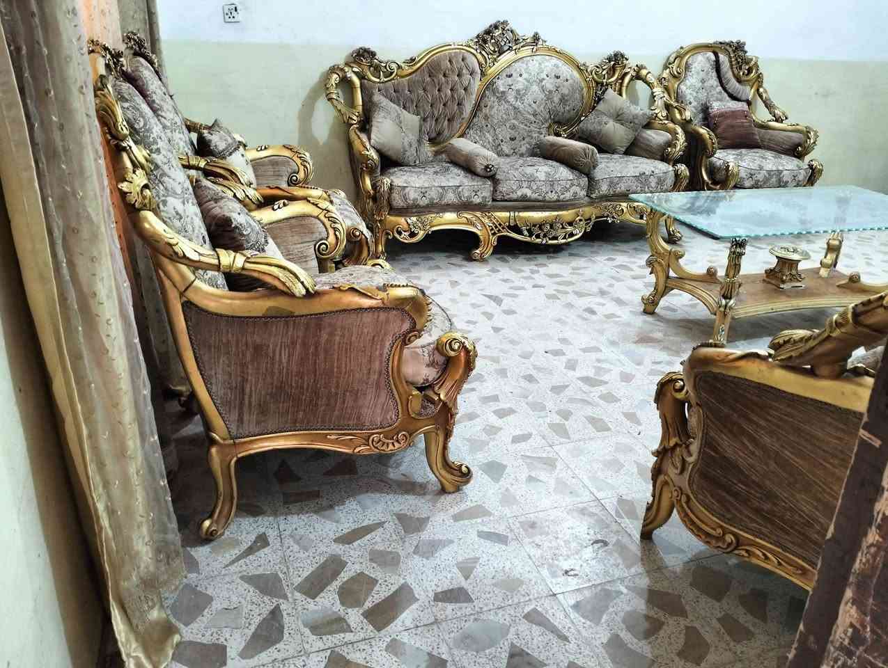 تخم ملكي مصري زان طماطي مع طبله واصطيه كلش نظيف 10نفرات السعر 550الف قفل من الخير مكلف بلنشر والشراي يتصل بالرقم ***********المكان بعقوبه بهرز
