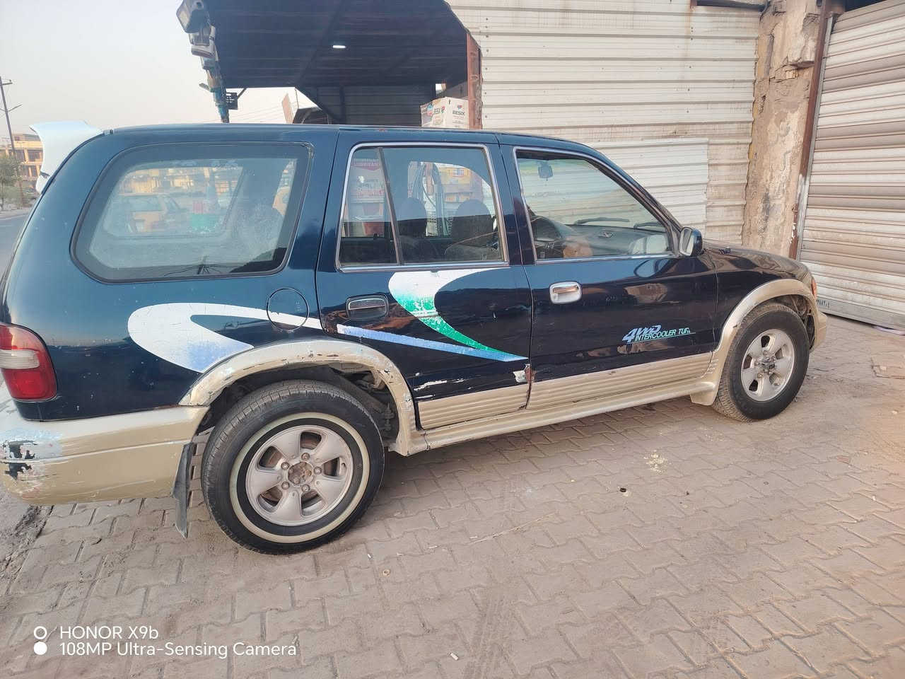 للبيع موديل ٩٦ سبورتج بلادي كاز كير عادي سيارة حلوة مال بيت العنوان بغداد المدائن رقم الجوال *********** أو واتساب *********** أتصل وحياكم الله السعر ٣٥ بية مجال تحويل مباشر مهزوزة وكاملة ماتدخل هزة رقم ديالى الإنكليزي بأسمنة جاهزة

نص مكتوب في الصور:
- HONOR X9b
- 108MP Ultra-Sensing Camera
- O HONOR X9b