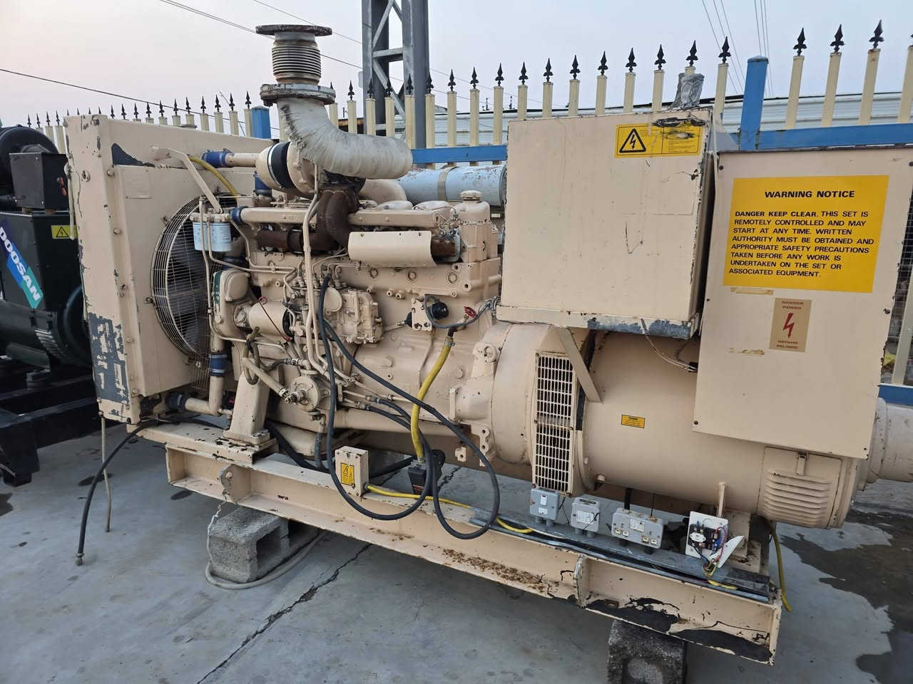 سلام عليكم فالفو f12 120
توليد 250kva مولد وارد بريطاني مشتغله 150 ساعه خارج العراق مولد جاهز للعمل سعر 120$ قفل 
العنوان اطراف بغداد جديد الشط مقابيل مطعم سامان السياحي 
رقم الهاتف ***********
