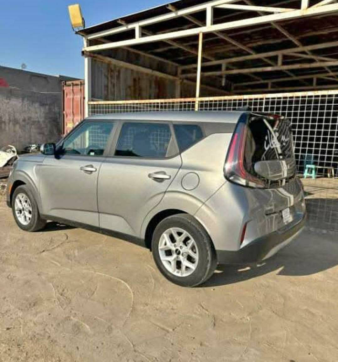 📍 الموديل: 2023 حره بدون ارقام دخول جديد
عداد المسافه: 6000 mi
    السعر: 115 ورقه قفل بيع فقط بدون مراوس
🔧 المحرك: 2000 سي سي دوش (DOHC)
🇺🇸 الوارد: أمريكي
🚗 الحادث: تبديل جاملغ ايسر وبنيد فقط اصليات كما موضح بالصوره ادناه ، والسيارة جاهزة بالكامل 
المواصفات:
✅ 3 أنظمة قيادة
✅ رادار أمامي وخلفي وجانبي
✅ نظام التوقف الذاتي (مانع الاصطدام)
✅ حساسات ومواصفات ممتازة
✅ حره باسمي بدون ارقام
السيارة نظيفة وجاهزة للاستخدام، والفحص مرحب به.
📞 للاستفسار والاتصال:   ***********
المكان : محافظه الديوانيه المركز
