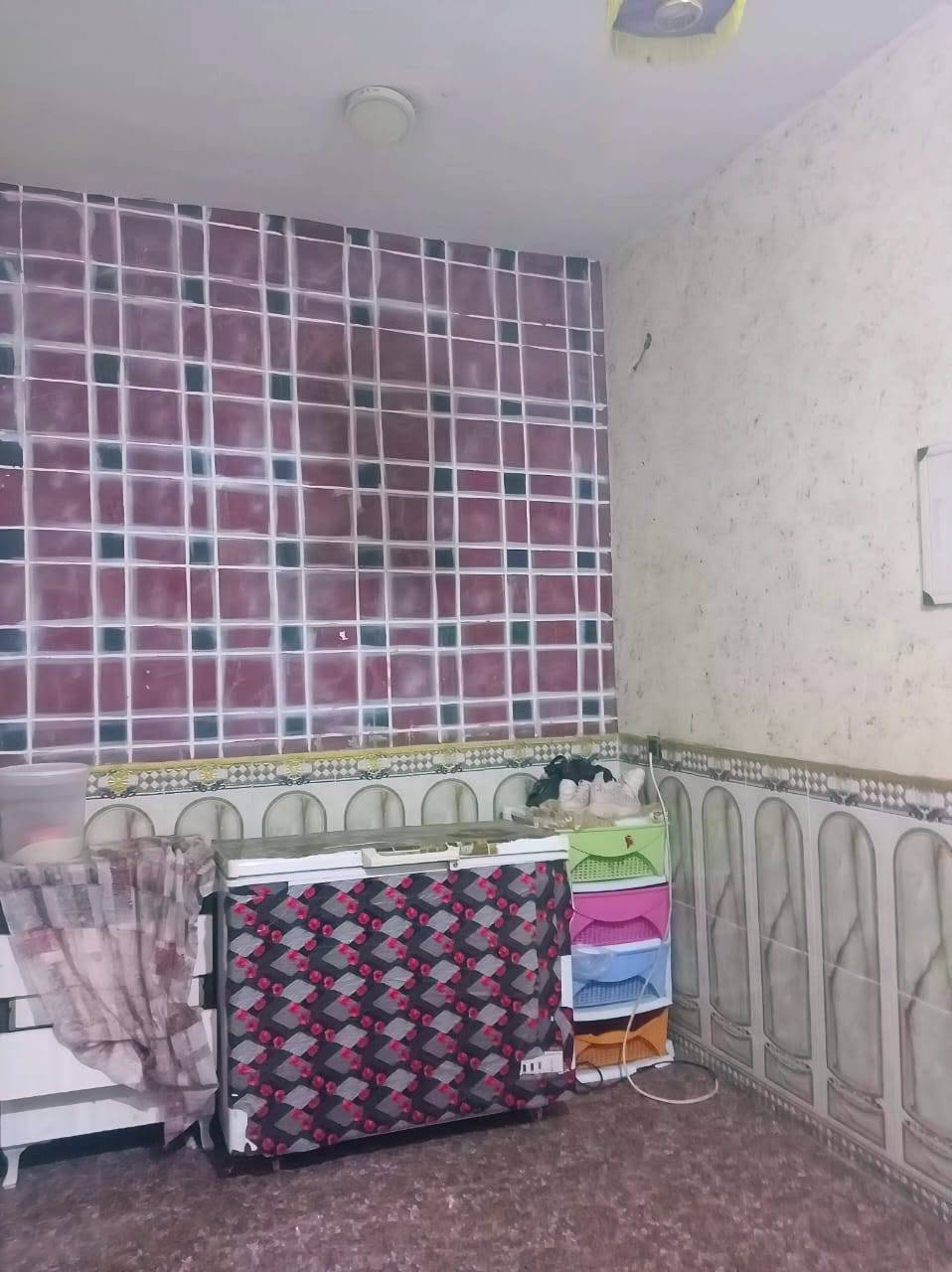 لا توجد تفاصيل

نص مكتوب في الصور:
- دار للبيع المساحه ١٥٠متر طابو زراعي سند ٢٥ بعقوبه السوامره ٢ مقابل اسواق الشمري *********** بي واتساب