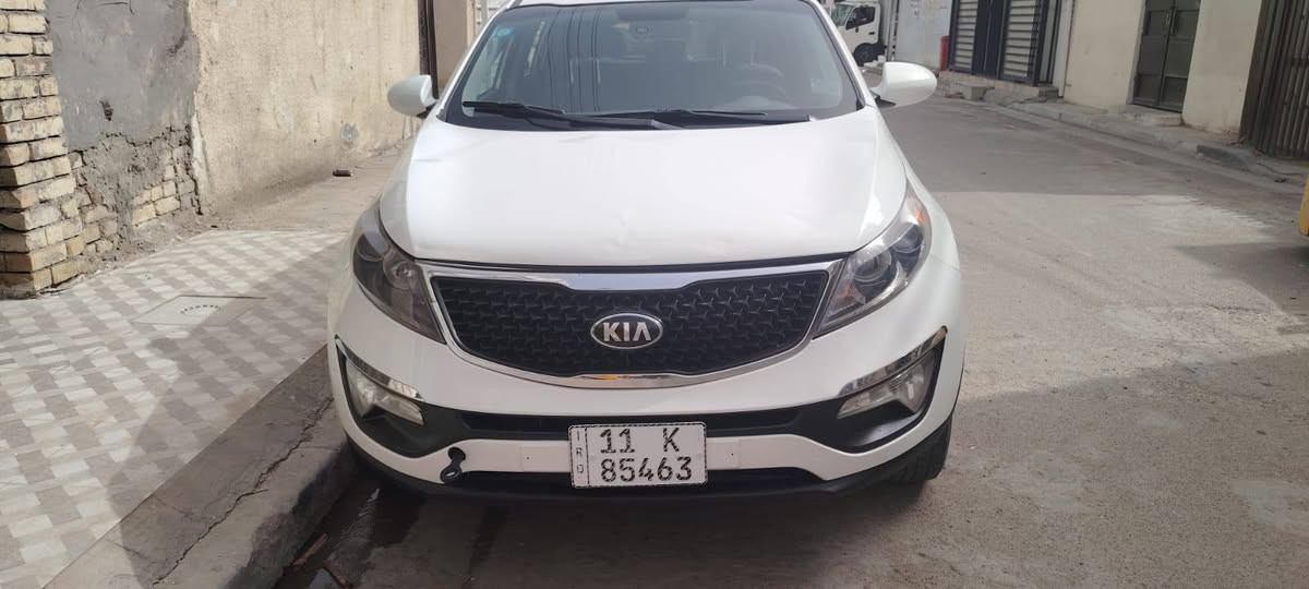سبورتج ٢٠١٥ بدون صبغ جاهزه من اي شي مابيها نقص رايدها ١٣٥ بيها مجال بكاني بغداد شهداء البياع
***********
