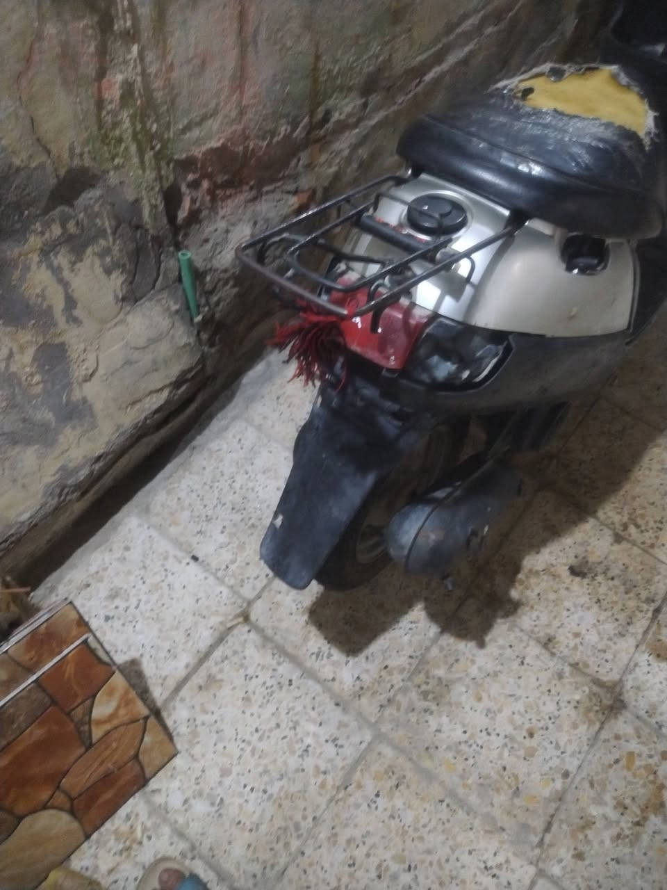 زعره لبيع مكينه حلوه كهربايات شغله ليت هورن عوزه باتري 180 او بيه مجاله بصيط لطيبين او فدوه لتكلي شبيه مابيه ***********
