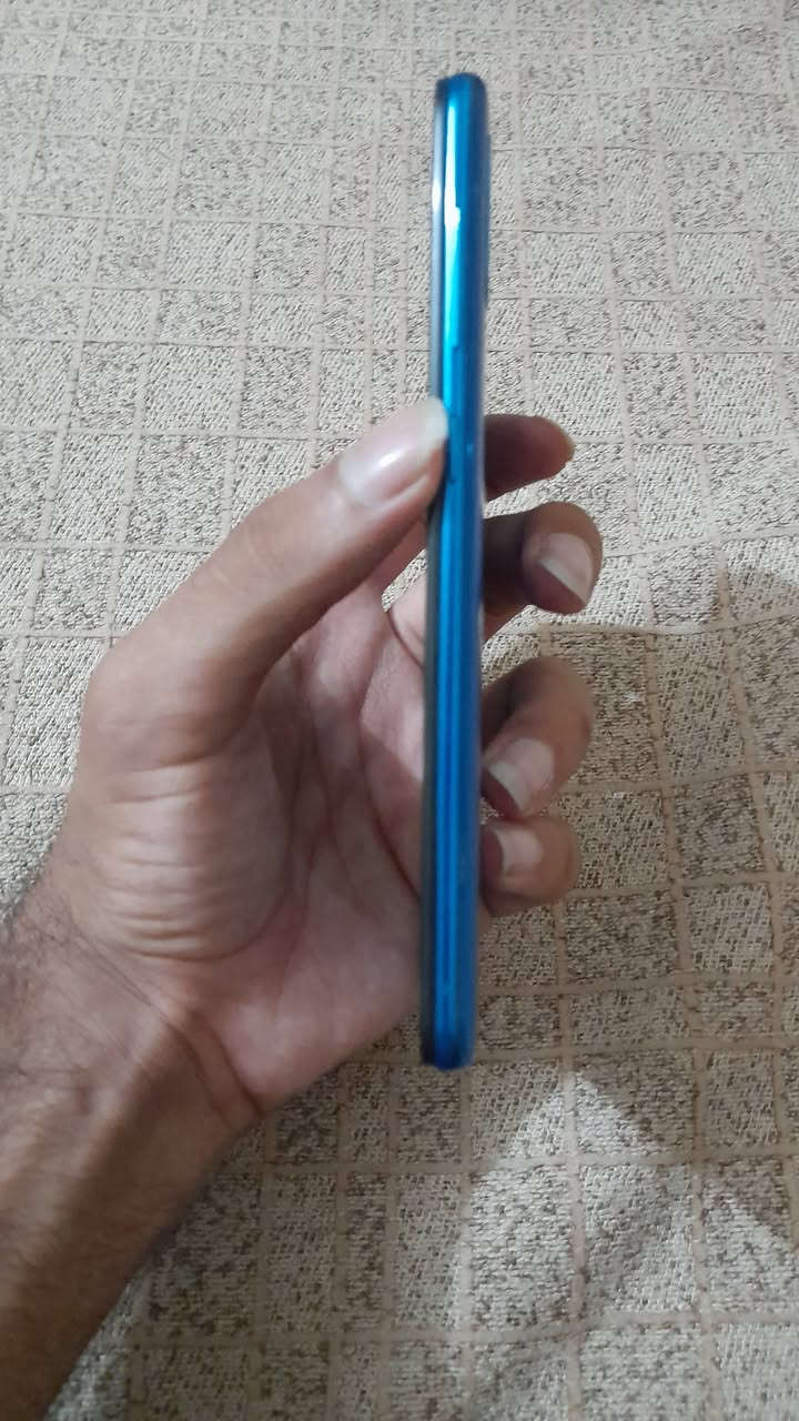 سامسونج A50 • ١٢٨ • خدش خفيف