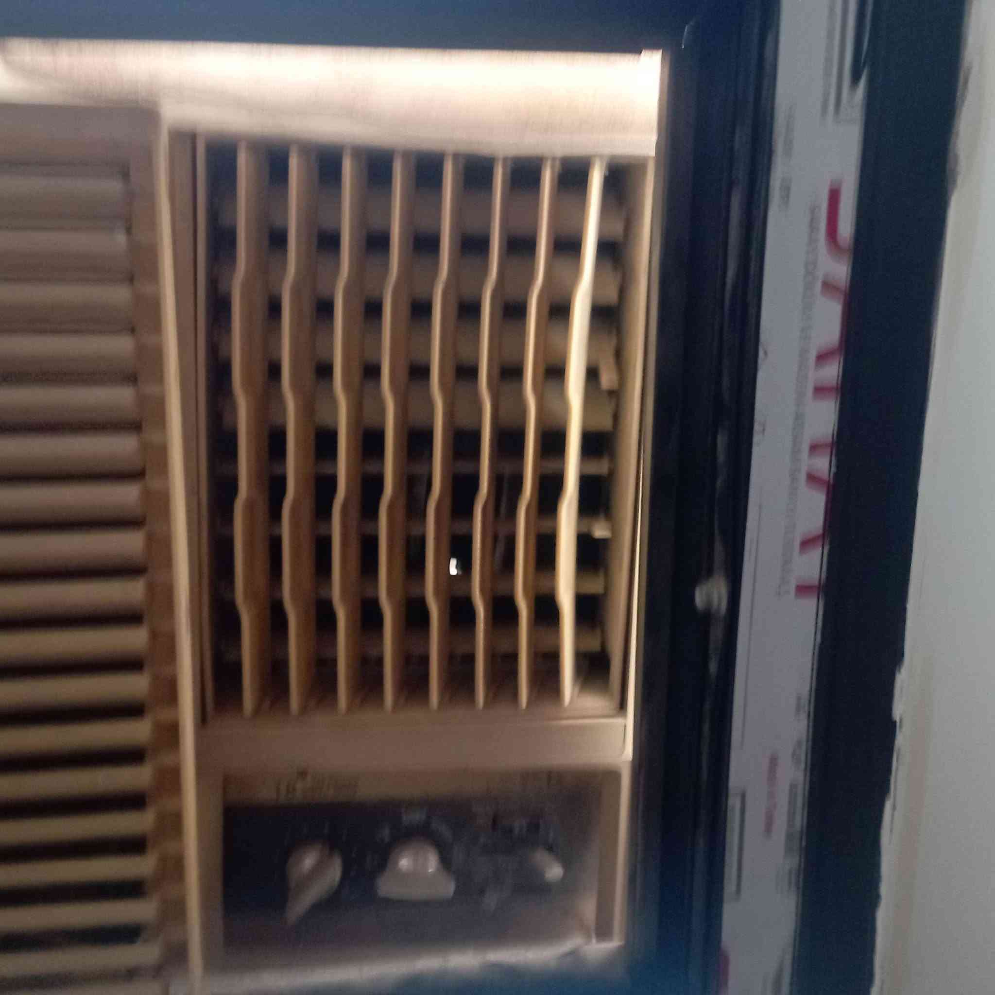 السلام عليكم ورحمه الله وبركاته مكيفات عدد 2 طن ونص وطنين ونص نوع جنرال شرط الفحص تبريد ثلج  سبب البيع شديت طاقه شمسيه وشديت سبالت انفيرتر  السعر ب450وبيهن مجال العنوان الفلوجة حي الشهداء غرب جامع السلام ***********كورك ***********

