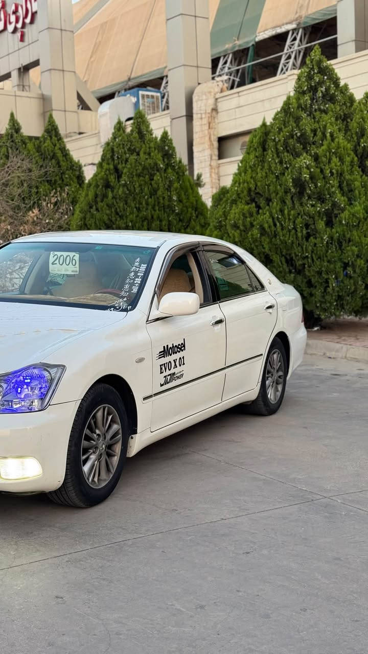 شاهینە ١٨٢
گەورە بە گەورە ٢٠٠٦
فول فول مواسەفات 
ساخ 
٣ پارچەی ئەوروپای هەیە 
کۆدی بۆ کراوە 
نمونە لە جوانی 
کامل مەسرەف کراوە 
هەتا بڵێی تونو تۆڵە
***********
