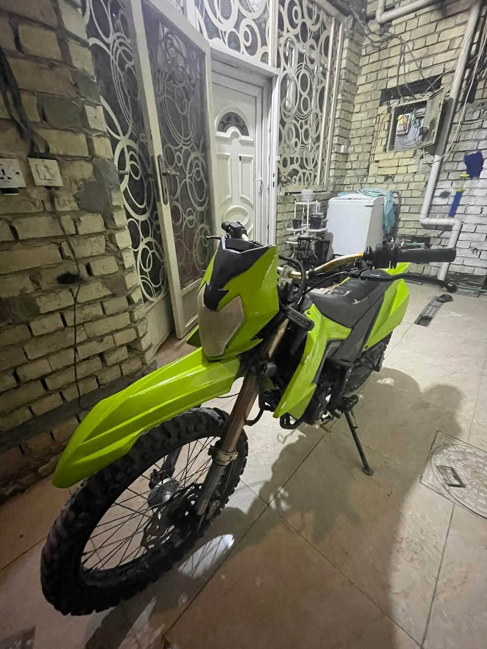 السلام عليكم قفاز ماتركس بيه تزويد صالنصه m4 ستيرن عدسه اماميه عينه رياضي
الدراجه كامله ع اخر حبايه فقط ملاحضتين مكاني بغداد بلديات سعر  بل واتساب رقمي ***********
