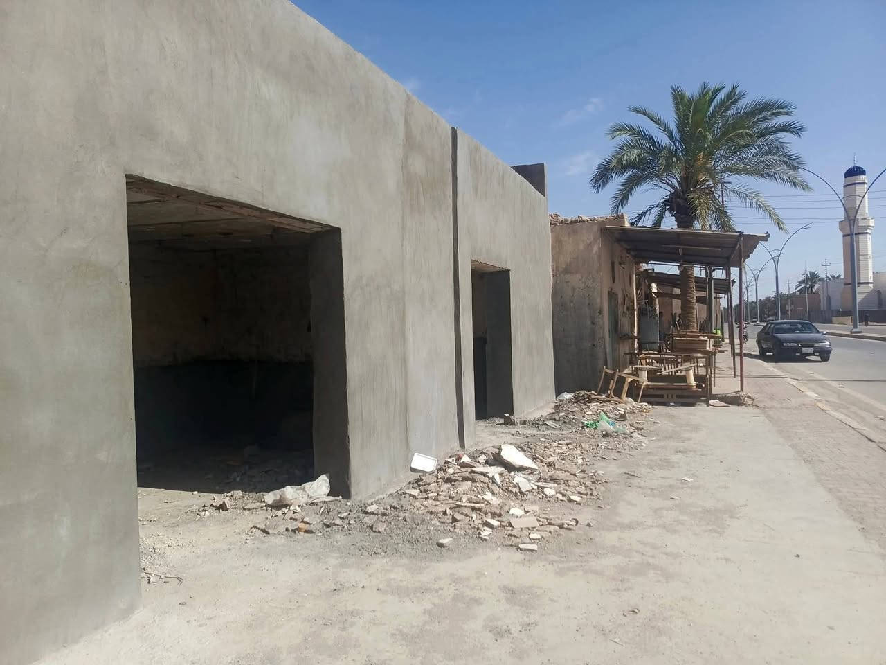 السلام عليكم
متوفر عمل داخل حديثة 
تنضيف بيوت، لبخ (ناعم - خشن) ،سطار، بورگ،
تزفيت ولبخ اساس، كش ورصف ، صب خشن
متواجد خاص
او

(***********)
