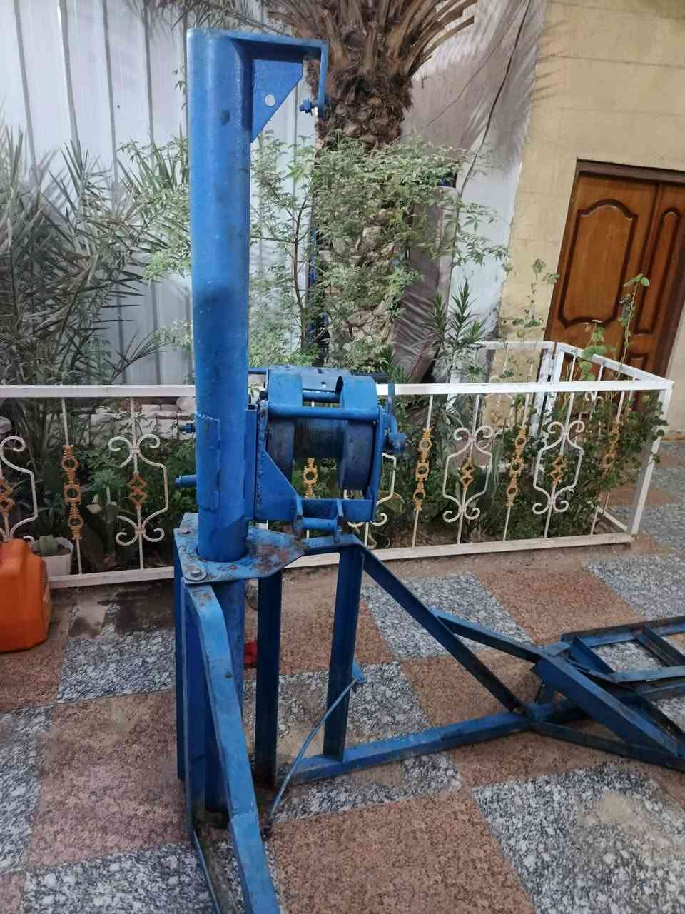 ونج نجفي للبيع وياه 3 عرباين نضيف بدون ماطور سعره 850 وبيه مجال مكان سوق الشيوخ ***********
