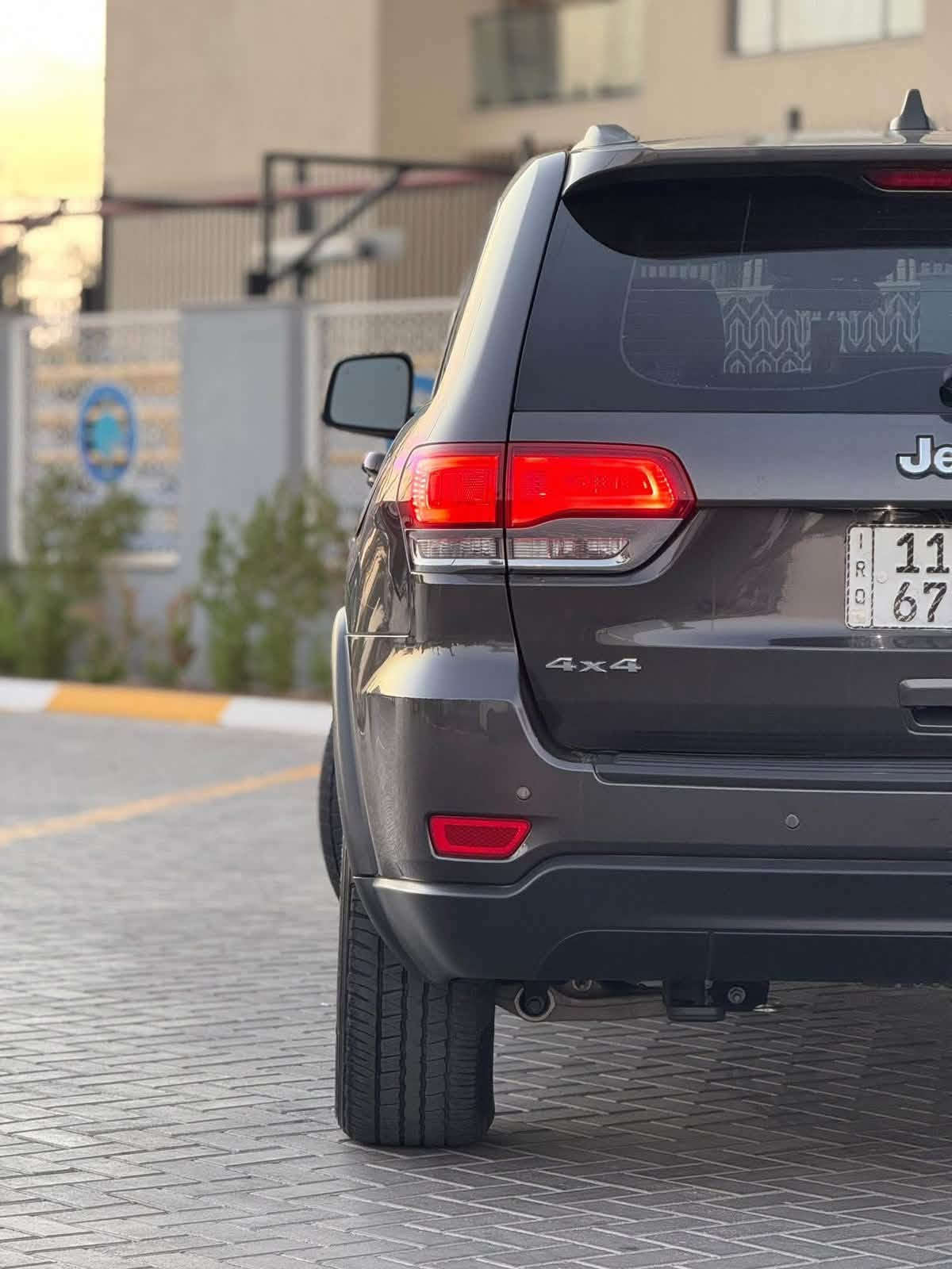 جيب ٢٠٢١ • V6 ٣٦٠٠ • رقم بغداد