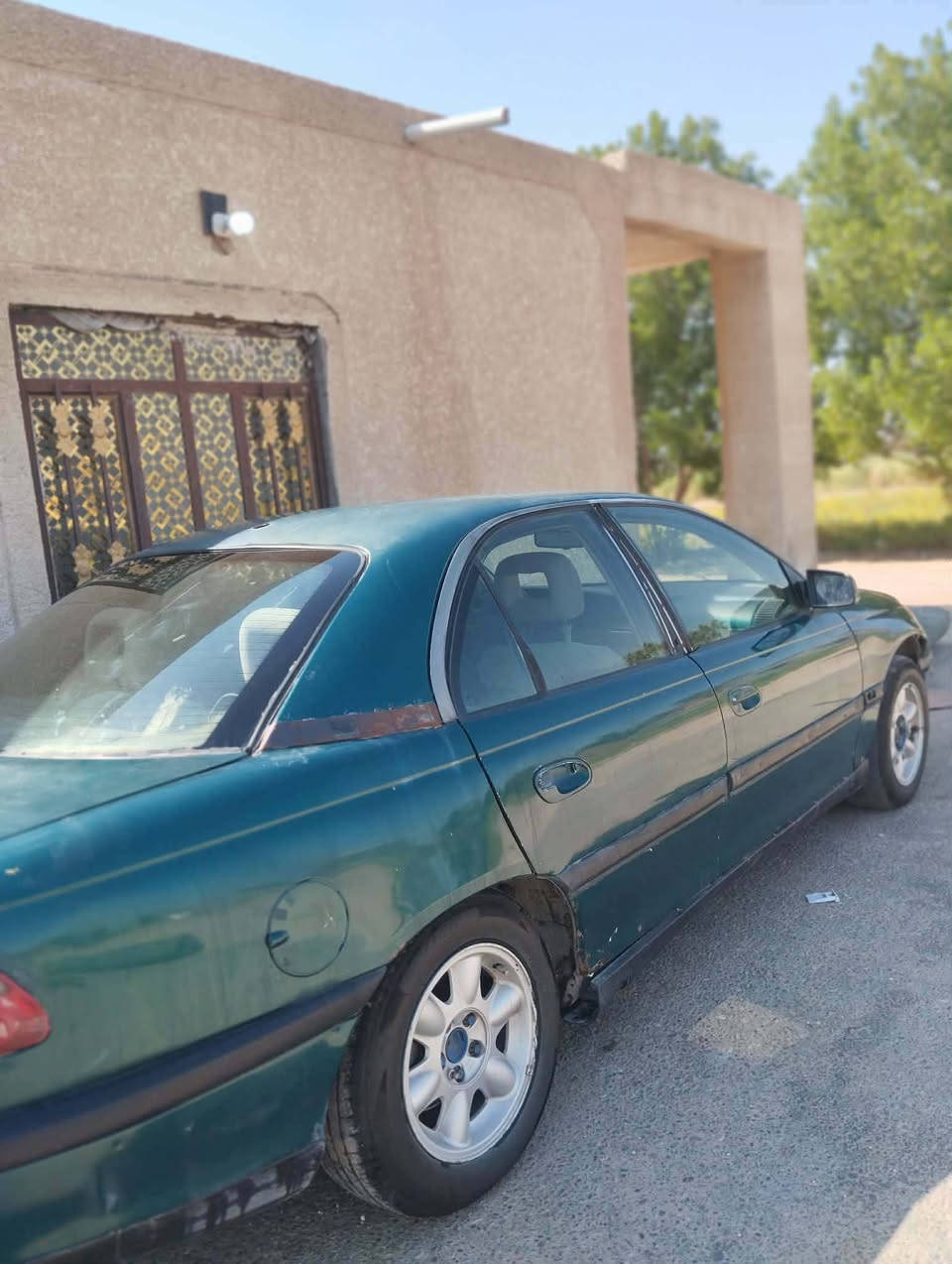 السلام عليكم سياره البيع اوبل موديل 94 سياره جاهزه مكينه وكير شرط رقم واسط مداور ثاني يوم  مكان سماوة الوركاء الاستفسار علئ لرقم //***********
