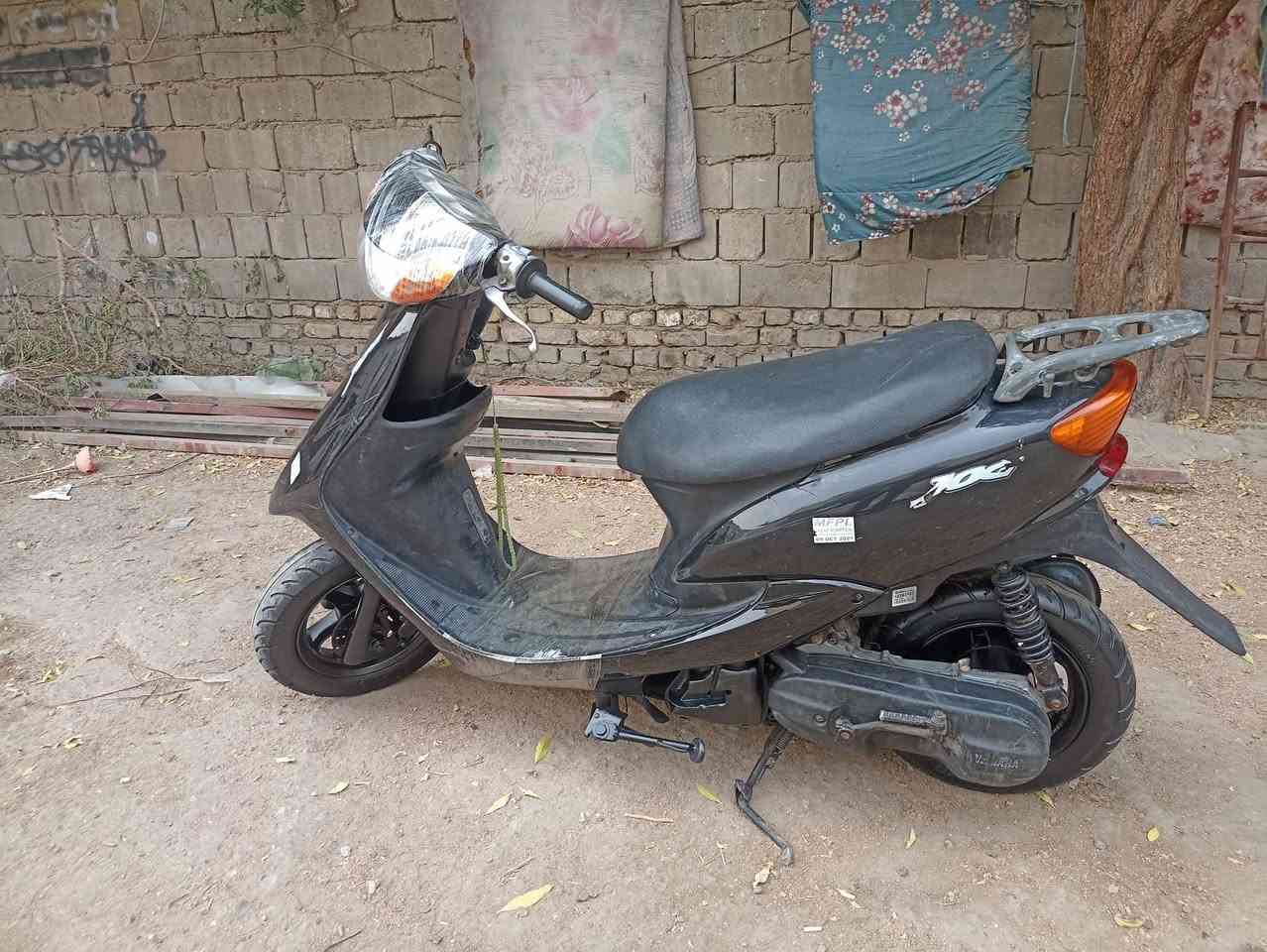 السلام عليكم عصفوريه رياضي جديده سلف وهندر السعر 300 وبيها مجال بسيط السكن البنوك الإتصال ***********
