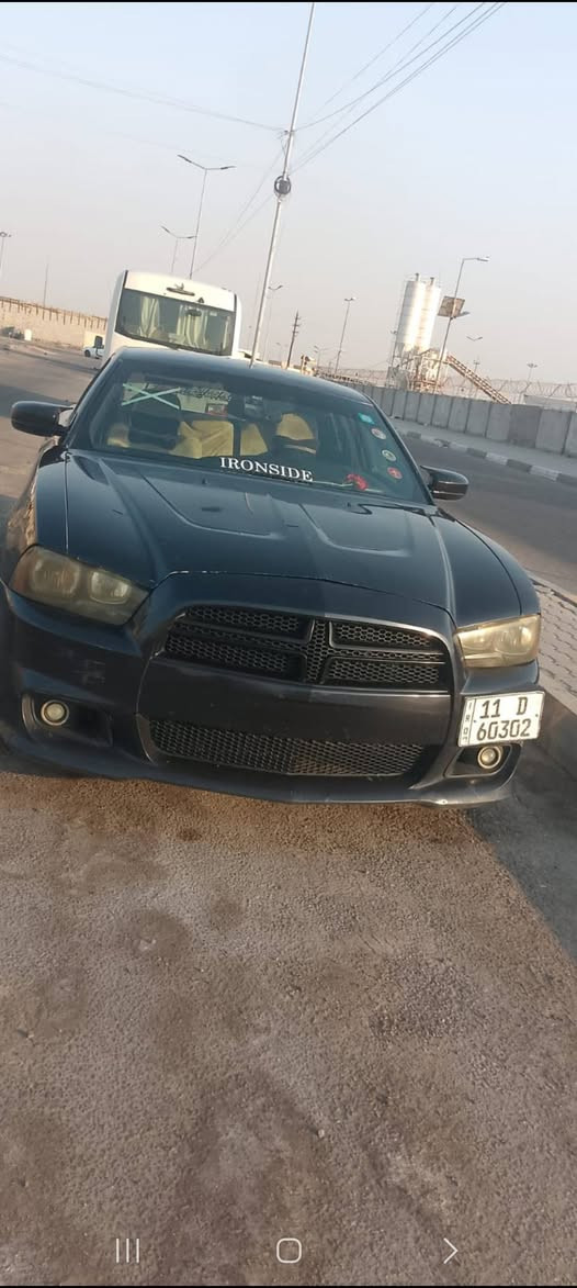 سلام عليكم جارجر مديل ١١ رقم بغداد راعيهه بل بصره تحويل بل بصره تحويل ثاني يوم  جاهزه مكينه كير حداده تبريد منضومه زنون تخم تاير  بيهه مكانات رش  مكفول من الضربه عنوان بصره رقم تلفون *********** مكلف بل نشر
