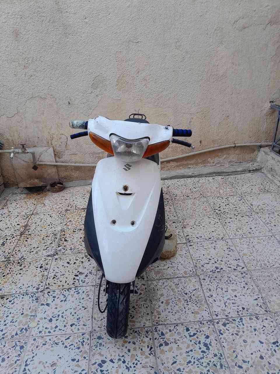 للبيع دراجه ساسوكي رياضي نضيفه نكره باي وقت تشتغل مابيهه عطلات ابد تايرات جدد كابريتر ابلادي مالته اوراق بيهه سعر 250 نهایته  لشراي يتصل او خاص ***********

