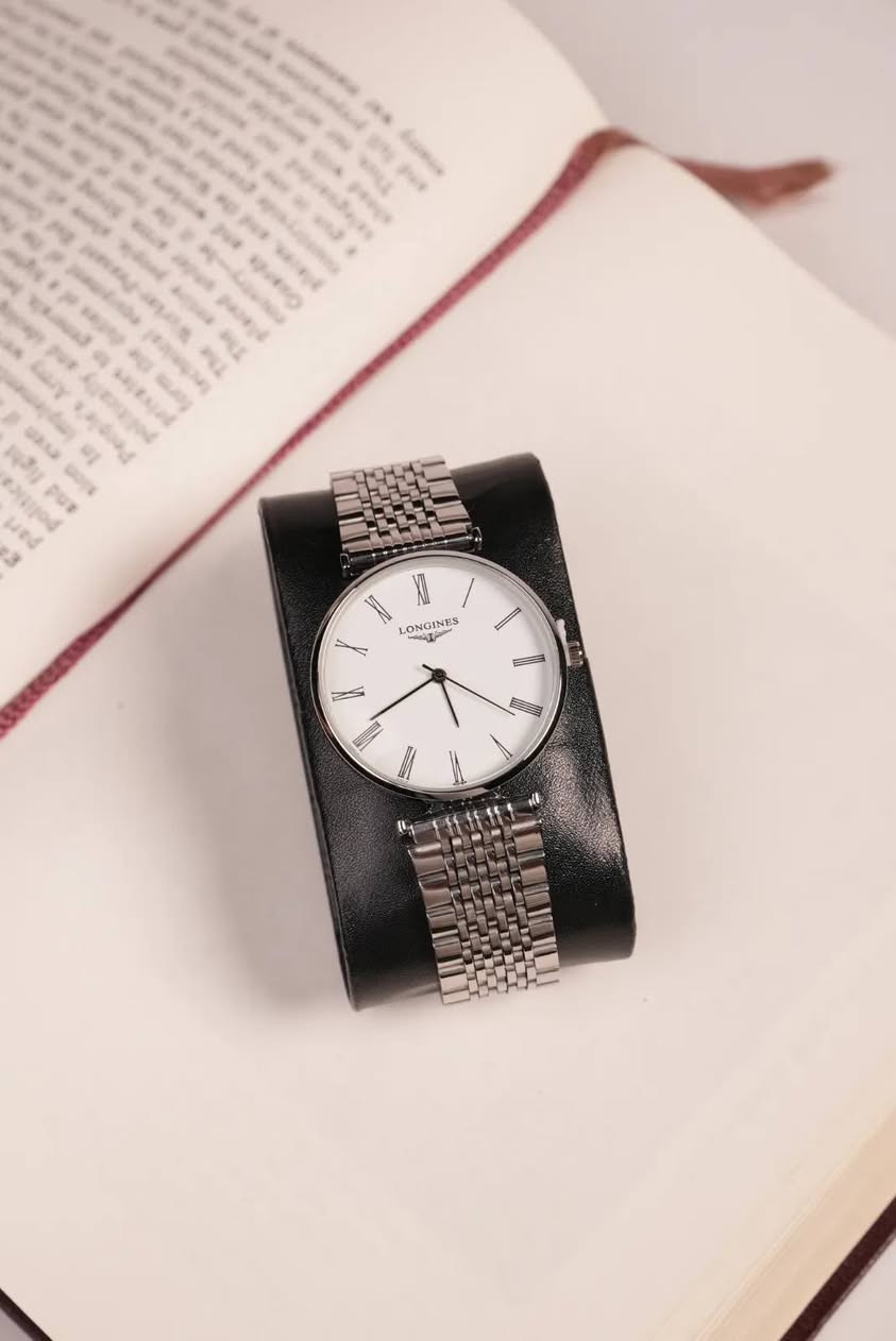 ساعه LONGINES رجالي

اللون: فضي × أزرق
تصميم الميناء: Sunray Blue
أرقام رومانية
هيكل دائري نحيف
سوار معدني Stainless Steel

السعر: 15,000 د.ع

التوصيل: 5,000 د.ع
تفضلوا خاص او اتصلوا على رقم الهاتف ***********
