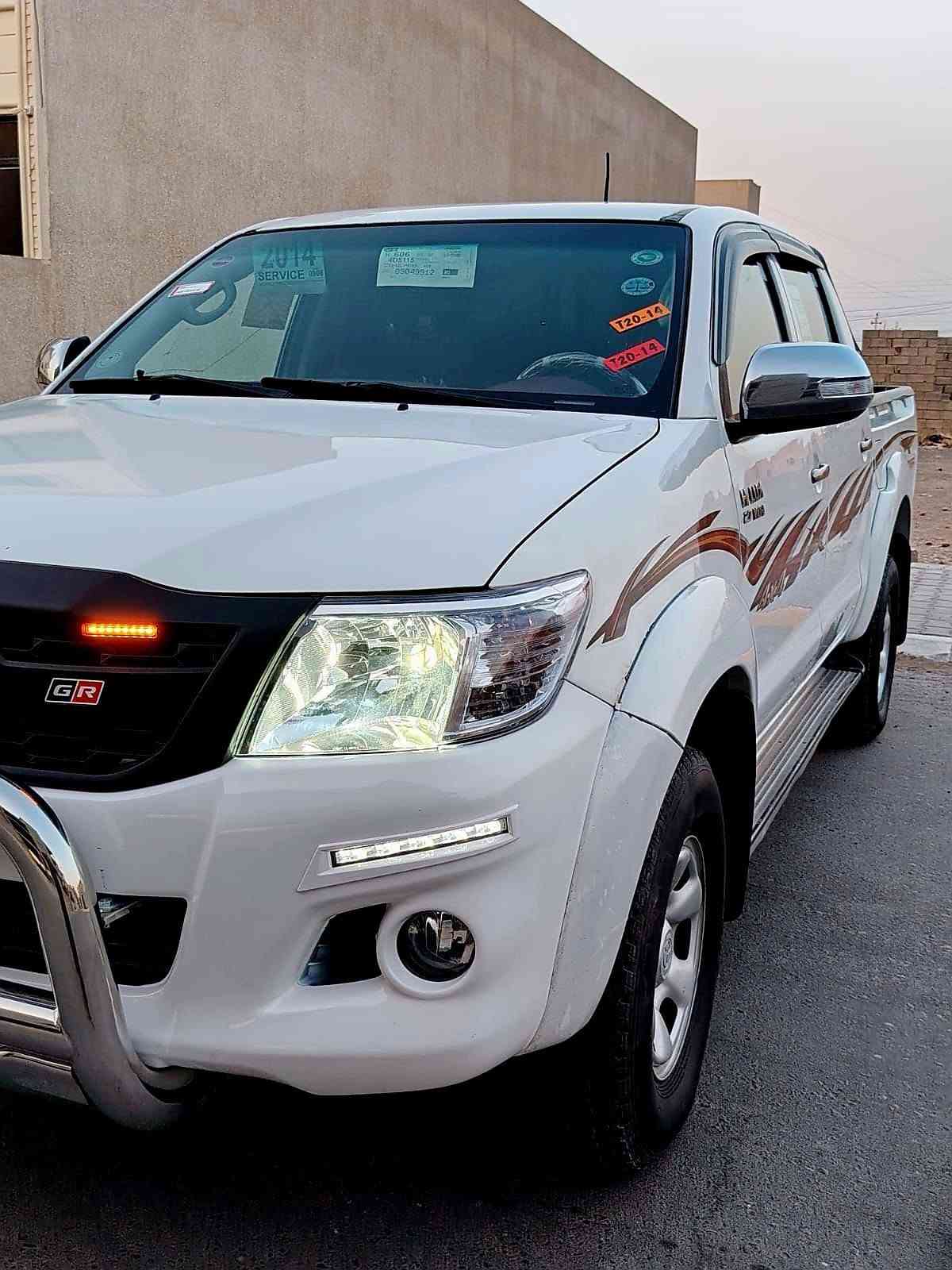 السلام عليكم للبيع بسعر 147 بكم 2014 خليجي كويتي اتماتيك فول مكينه 2700 فور ويل كير ومكينه شرط ابلاديه بيه قطعتين وتكمه صبغ واكعه عليه سقيفه السياره جديده صدر وتخم تايرات جدد سنويه جديده برائة ذمه موجوده تحويل ثاني يوم العنوان تكريت ***********
