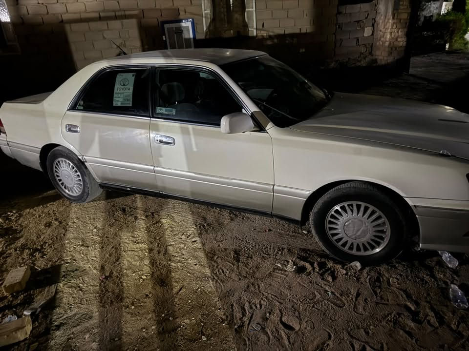 سلام عليكم راس ثور موديل 96رقم نبار نكليزي سنويه 29كير مكينه تبريد خير من الله سياره بيه ضربه جنطه مكفوله من الكص سياره ((((نقل نقل )))  بدنه كامله سعره 47 وبيه حك الجيه بيع او مراوس  مكاني ذي قار شطره 
 وتساب ***********
