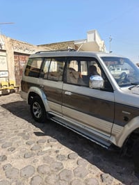 باجيرو • ٩٤ • مكينة ٣٠٠٠
