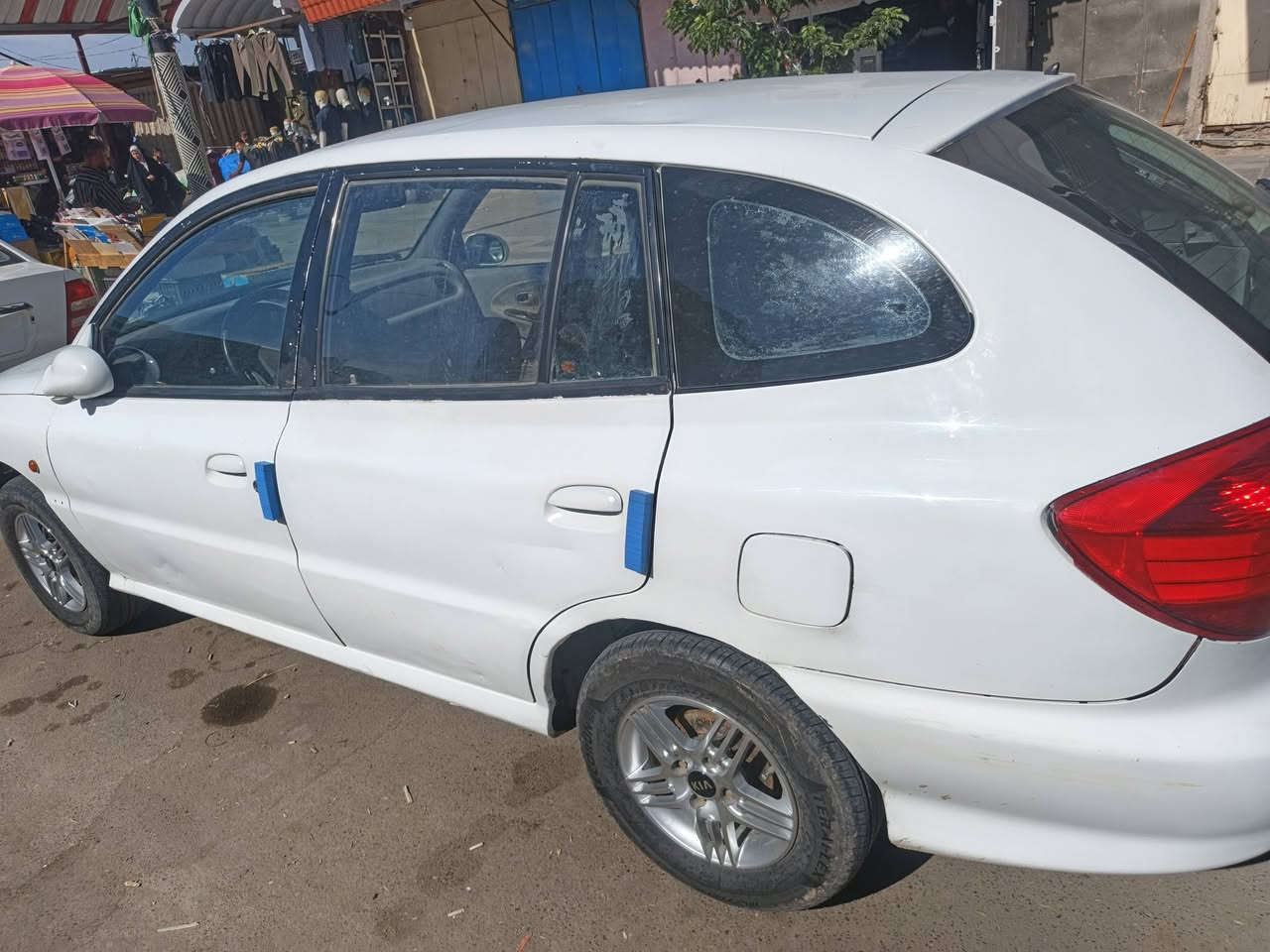 @كيه ريو ستيشن موديل 2000 للبيع   سياره خير من الله  مكينه بيه خيط بخار يعني كل ٣الف كيلو متر تنقص نص لتر دهن
سياره حلوه وكاعده 
تخم تاير ويل كل جديد  تبريد  عاطل 
باسمي رقم بغداد دولي   مكانه بابل  
السعر( 30) وبيه مجال 
***********

كيه ريو ستيشن موديل 2000 للبيع   سياره خير من الله  مكينه بيه خيط بخار يعني كل ٣الف كيلو متر تنقص نص لتر دهن
