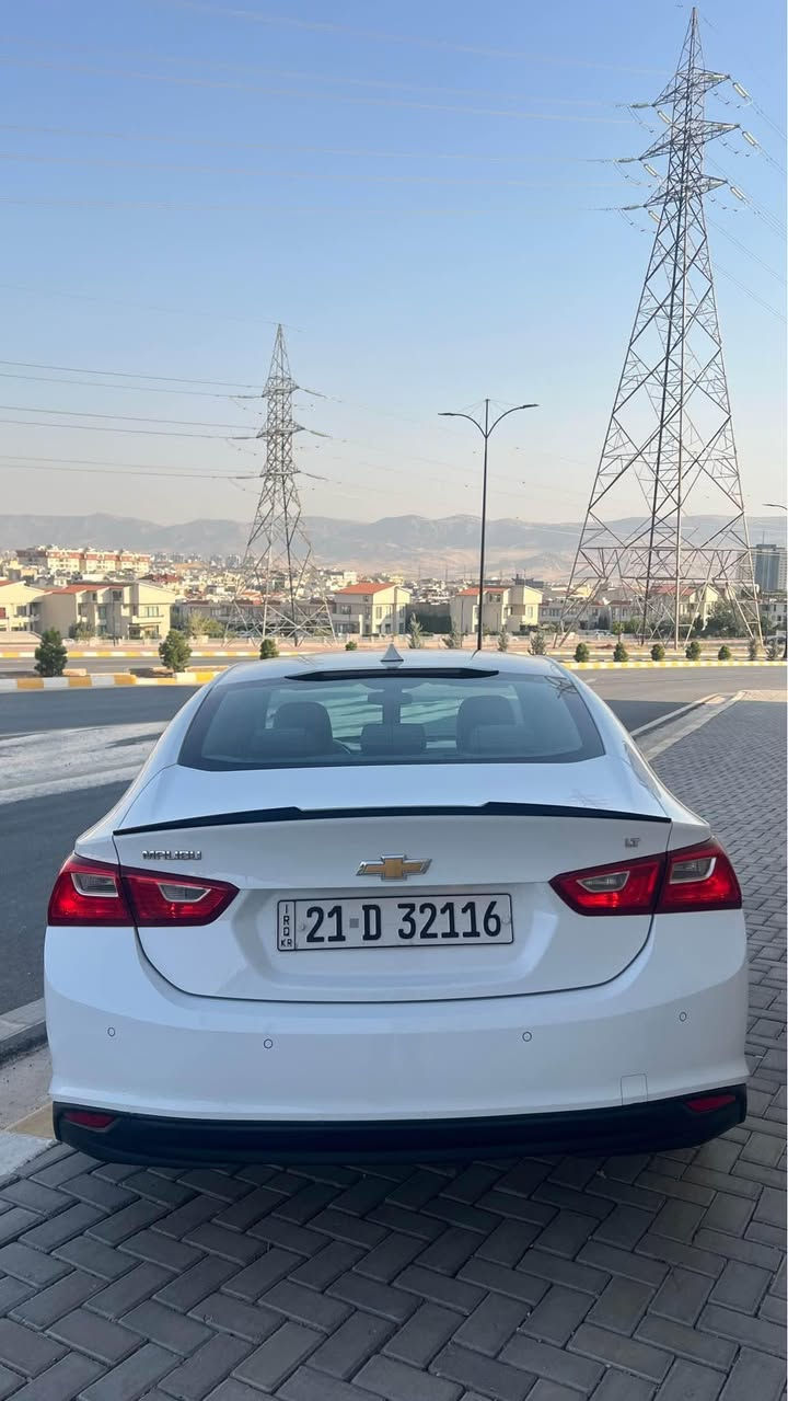 chevrolet malibu 2.5 2018 
***********
خەلجی سفری شەریکەی مەنصور مەکینە 2.5 بی تۆڕۆبۆ مەرغوبە هیچ هیچی پێوە نییە دەعامیش بە شەرت مواسەفاتی جوانە کامل فولیوم سەر سوکان دەبل گێڕ بەصمە برێک فینگر ئۆتۆ هۆڵد و تراکشن حاسەی بیلادی دواەوە و شاشە گەورە لیدی پێشەو و عەدەسە ویل کەپ تەبرید مەرکەزی 124 هەزاری حەقیقی ڕۆشتوە گێڕو مەکینە بەشەرتی هەزار فیتەر برغوی بانەدراوە 
بەشەرتی گێڕو مەکینە و تەبرید و تەحویل و غەرامە 
بۆ زانیاری زیاتر پەیوەندی بکەن ***********
نرخی 125 وەرەقە و مەجالێکی برایانە گوڕینەوەش ئەکەم السليمانية, العراق
