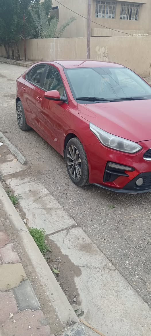 سيراتو لبيع
موديل ٢٠١٩ خليجي مكفولة ماعدا بارد عكس باب السايق مكان السيارة واسط الزبيدية السعر 135
لاستفسار اتصل على الرقم ***********
