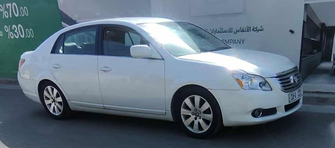 السلام عليكم 
للبيع افيلون موديل 2007 خليجي السياره كاملة وجاهزه نقصها فقط التبريد يبوخ بلوكفه بلمشي زين رقمها مميز بابل السيارة مكانها بغداد تحويلها ببغداد تخم تاير باتري جديد محرك وكير جدد السياره ترايك وين متريد … تحويل ثاني يوم السعر 14500$  للاتصال ***********
