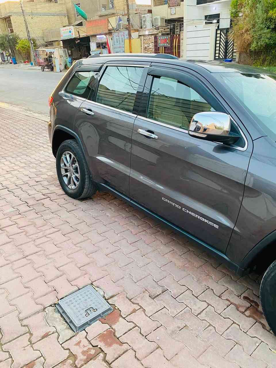 جيب   فئة لمتد خليجي
موديل ١٤ رقم بغداد  

جديد سنوية جديدة

فول السياره 

محرك 3600

فور ويل

دبل اكزوز

بانوراما

كشنات تدفئه تبريد وكهرباء امام وخلفي تتفئة

نظام ميموري خزن لكشن السائق

ستيرن تدفئه 

شفتات بالستيرن

كامره خلفيه دواره

مري قلاب +هيتر بالمري

مري تعتيم ليلا

اًشاير بل مري 

تاير جديد

صدر امامي و خلفي جديد 

بوش فرم ممة جديد 

راديتر مي مكثف جديد 

باتري جديد 

تبريد جديد  

دمام خلفي 

جنطه كهرباء

زراكات بلايت 

بعد بيهه هواي مواصفات

السياره ماناقصها اي شي 

ماشيه.   .171 كم

وقابل لزيادة 

المحرك مفتوح ما عرف شبي من اخذتهه هيج بس خير من الله لا تنقيص ولا خربطة

بيهه صبغ الدعاميه لامامي ونص الخلفيه وبيهه بارد قليل

السعر 210 بيع او مراوس اوباما 12 او 13 ابيض

مكان السيارة الحسينية 

*********** واتساب
