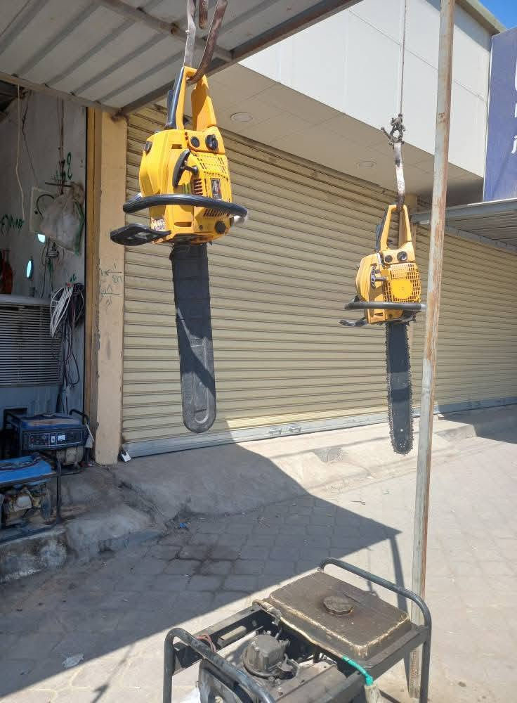 موجود اصطه ميشار خشب اي شجرة كبيره اقصه الك وبسعر مناسب شقلنه داخل كركوك اتصل واجيك لباب بيتك هاذا رقم ***********
