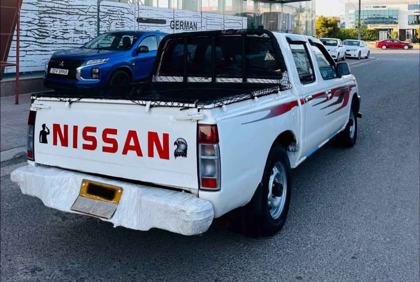 پیکاب نیسان مۆدێل  ٢٠٠١
تەبرید و پاوەر حیزام بۆیاغ 
بەبێ دەحم تەحویل وەکالە بەشەرت 
٤ وەرەقە غەرامەی لەسەرە
 پاش محامەلە دەیگەڕێنمەوە 
تەقە و رەقەی بەشەرت 

ژمارەی خاوەنی:***********
