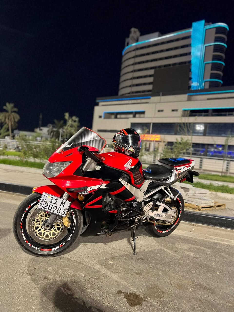 CBR 929 • ٢٠٠١ • كفاله مكينه