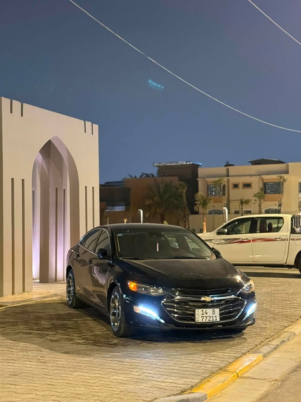 السلام عليكم 
ماليبو ٢٠٢٣ للبيع او مراوس حسب القناعه فول عدى الفتحه محرك ١.٥ تيربو حادث جاملغ وبنيد صور الحادث بالمنشور السياره ما بيها اي نقص جاهزة من كلشي رقم بصرة حرة باسمي شرط التحويل مكاني بصرة السعر ١٢٢ وبيها مجال 
رقم الهاتف ***********
