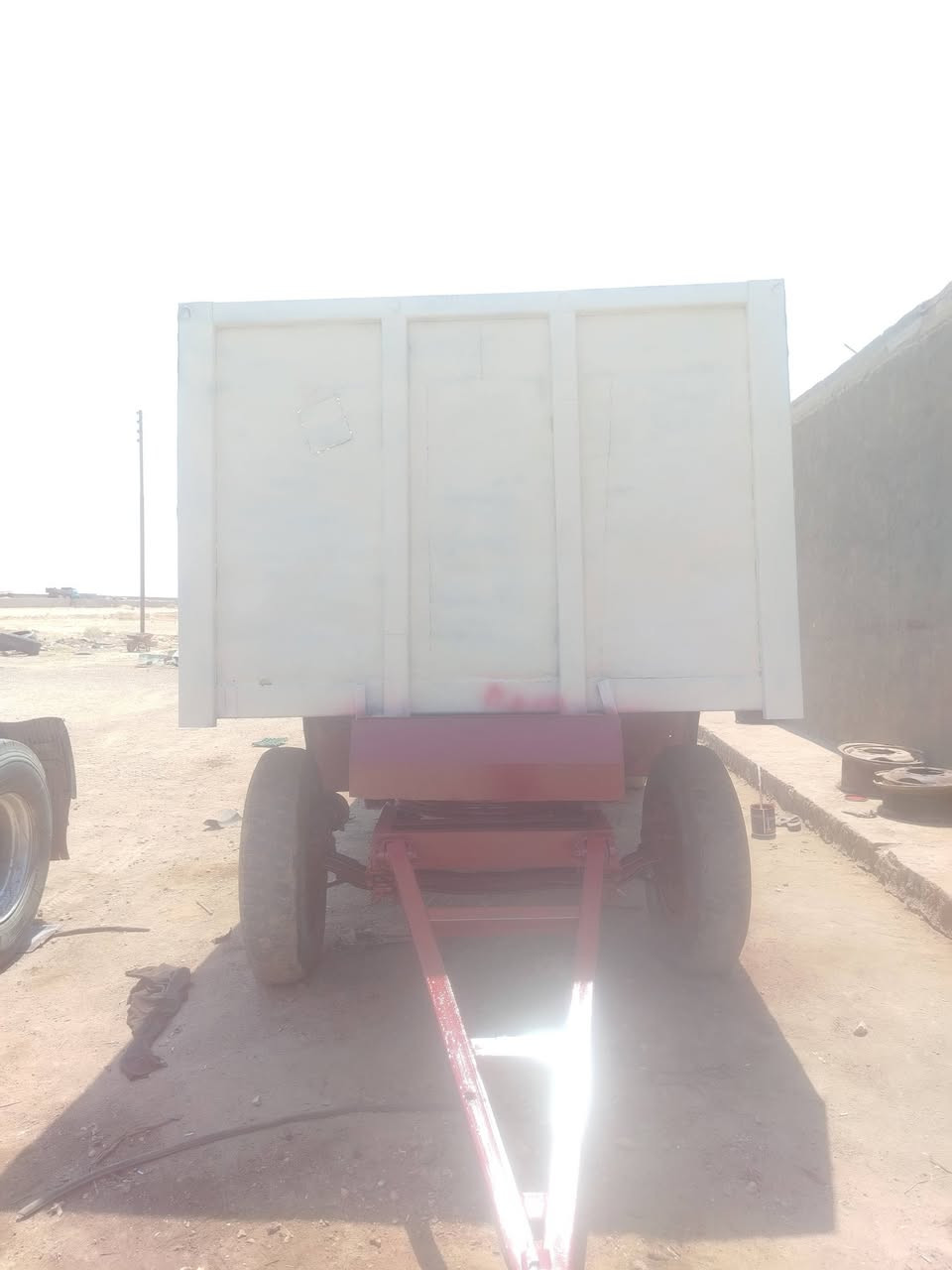 سلام عليكم عربانه مال ابو ردين تايرات 900٪20 طول 5ونص صينيه 90 وباقي لستفسار عله رقم ***********
