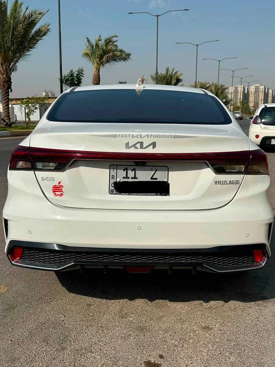 كيا كي ثري K3
موديل 2024 خليجي 
محرك 1500 دبل نوزل 
رقم بغداد 
مكفولة من الصبغ والتبديل بيها فقط بارد شوي جوة قبغ البانزين 
ماشية 26 الف كيلو متر 
فول مواصفات 
فتحة 
بصمة 
تحكم ستيرن 
شاشة كبيرة 
عدادات الكترونية 
شاشة ديجيتال 
حساسات امامية خلفية 
هاند بريك بصمة 
اربع انظمة قيادة سمارت . ايكو . سبورت . نورمال
اوتو هولد توقف ذاتي 
السعر 136 
مكان السيارة بغداد السيدية 
للأستفسار ***********

