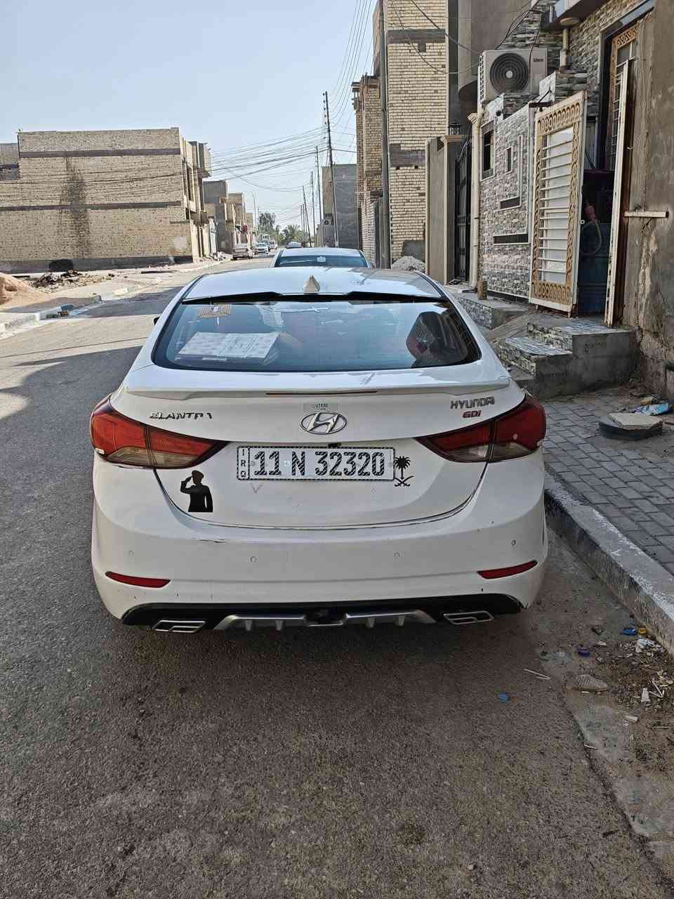 السلام عليكم هيونداي النترا افانتي  موديل 2015 وارد خليجي بيها الجاملغ الأيسر جهة السائق وبيها صبغ حزام  جمالية بيها سونار موجود بالمنشور  مكينة 2000 GDI سيارة جاهزة من تبريد ثلج حدادية گير محرك مكفولات مواصفات تحكم جهتين تدفئة مقاعد رقم بغداد انكليزي باسمي سيارة كاملة ربع ما تصرف عليها السعر 80 وبيها مجال قليل للاستفسار الاتصال ***********
